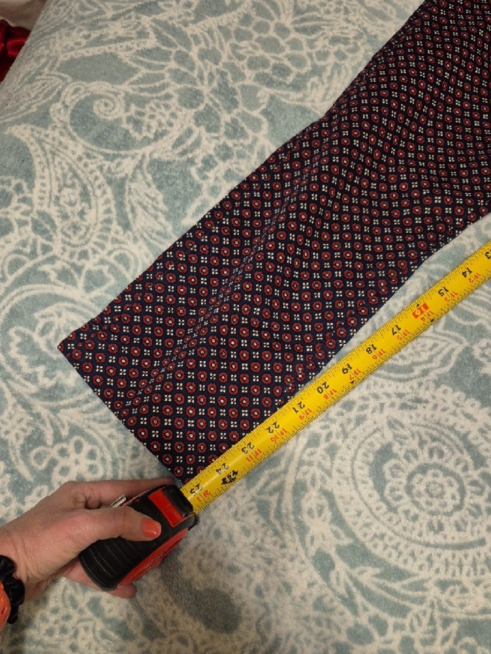 Tommy Hilfiger Cropped Pants - Picture 7 of 9